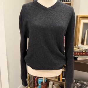 SAKS FIFTH AVE | Cashmere V-Neck Sweater Large